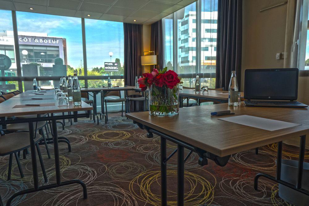 Ibis Styles Rennes Cesson Hotel Bagian luar foto