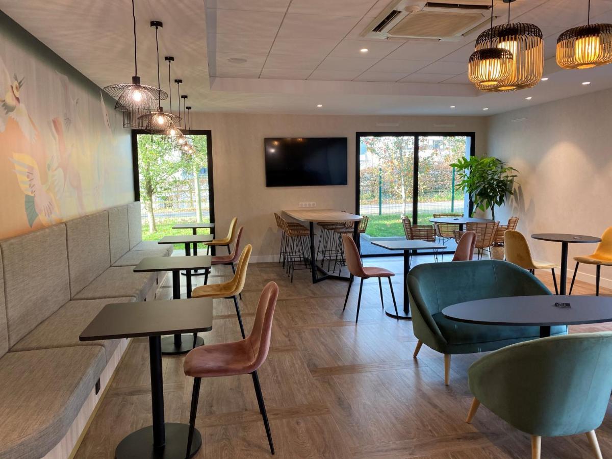 Ibis Styles Rennes Cesson Hotel Bagian luar foto