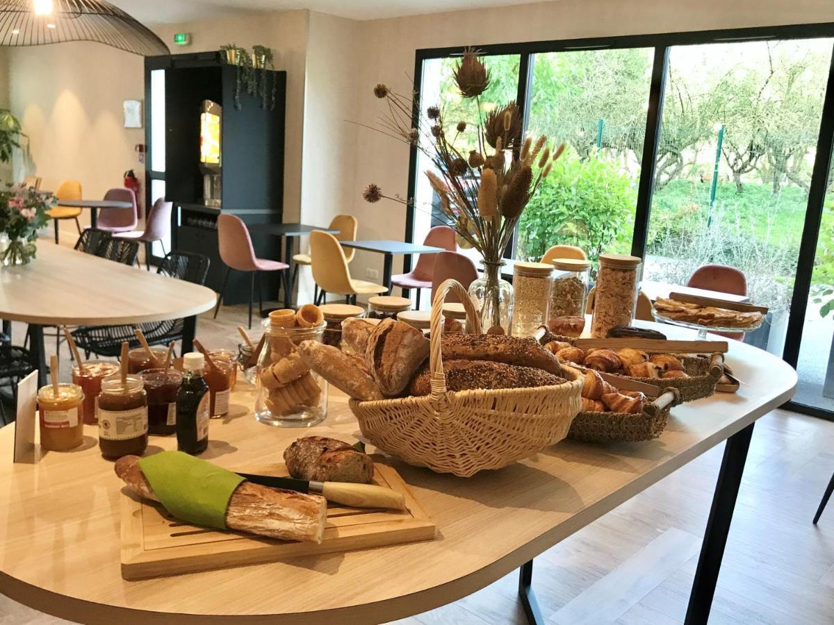 Ibis Styles Rennes Cesson Hotel Bagian luar foto