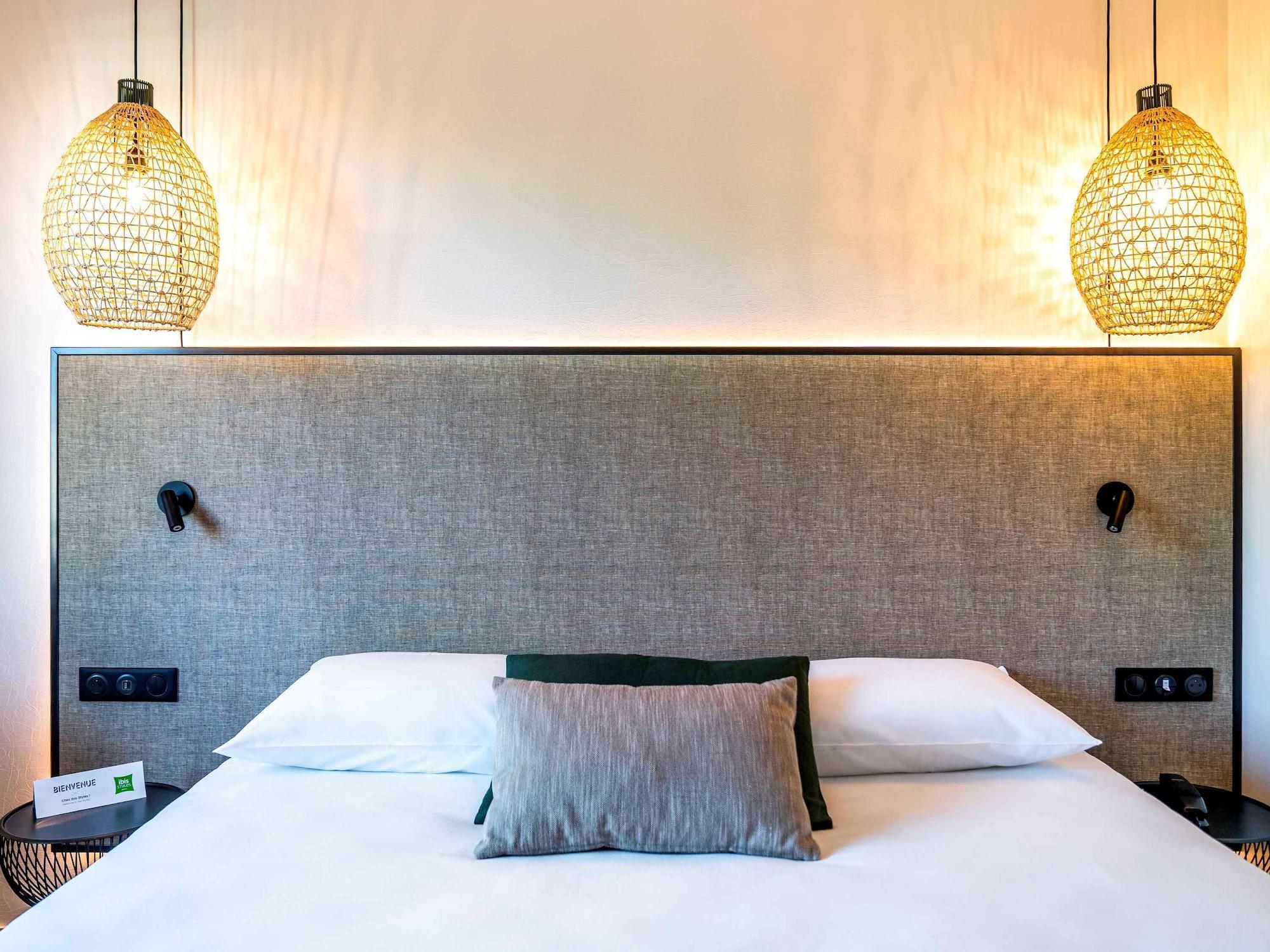 Ibis Styles Rennes Cesson Hotel Bagian luar foto