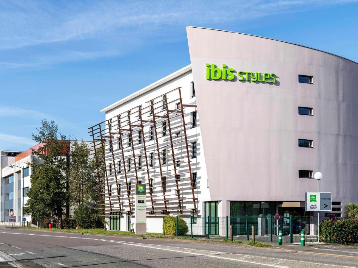 Ibis Styles Rennes Cesson Hotel Bagian luar foto