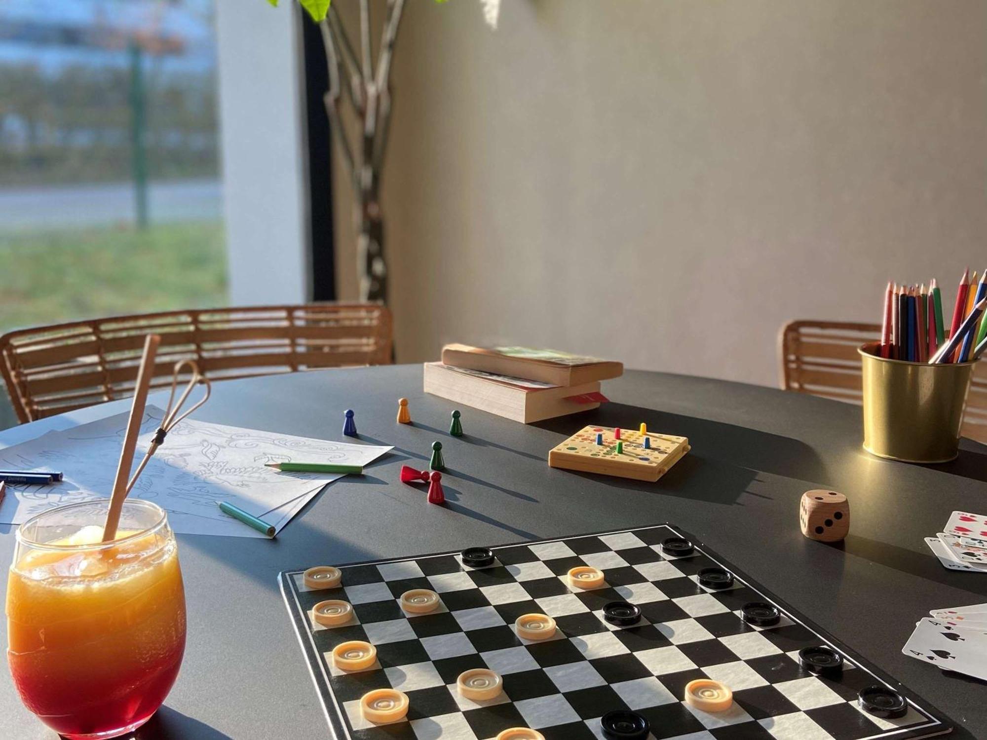 Ibis Styles Rennes Cesson Hotel Bagian luar foto